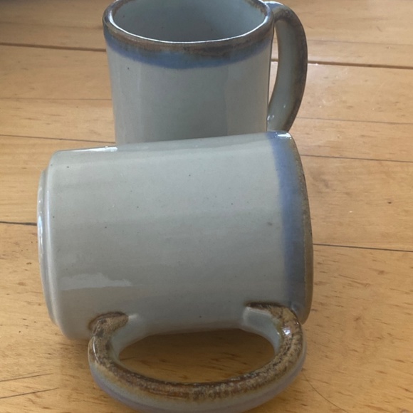 Vintage Ceramic pottery mugs, set of 2, by famous artist Ken Edwards - Picture 11 of 12